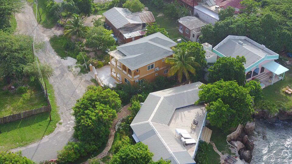Brytan Villa Treasure Beach Exteriör bild