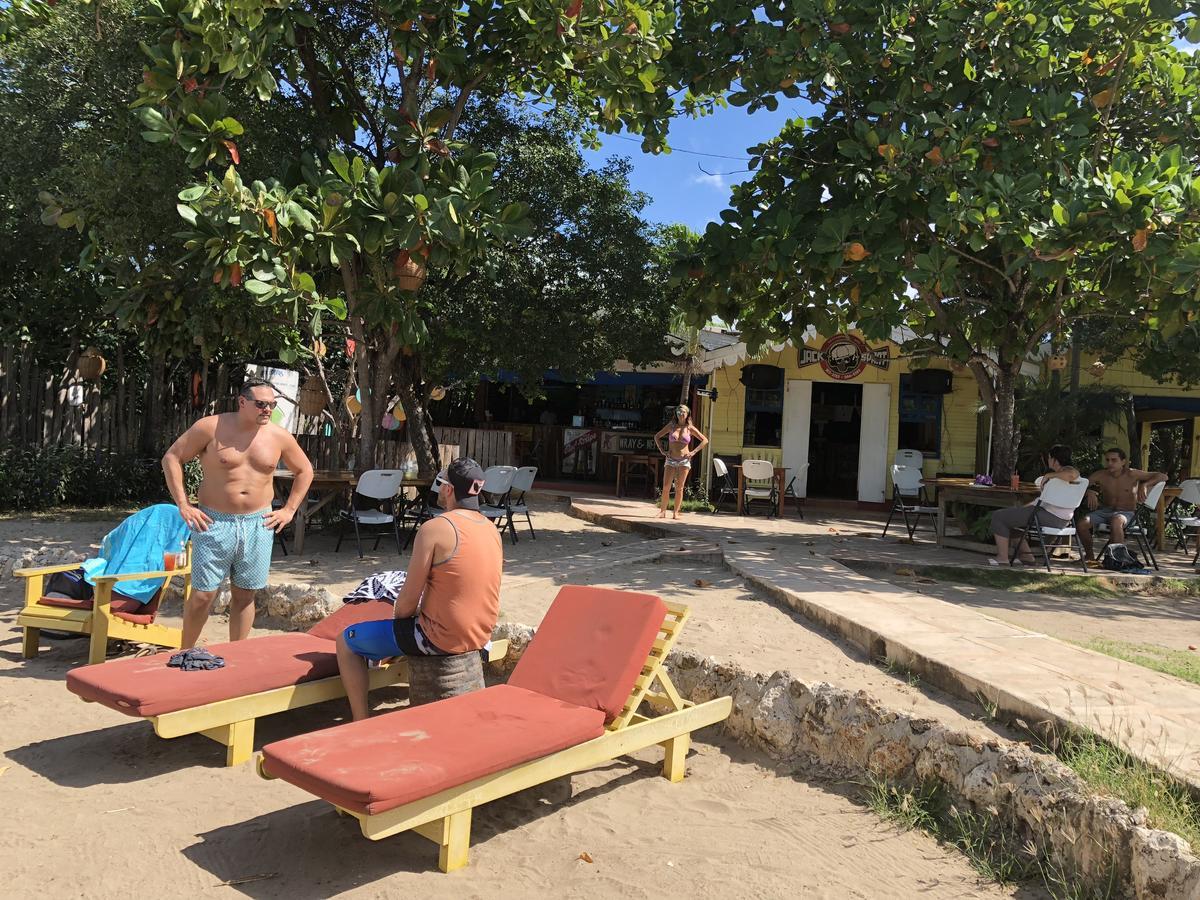 Brytan Villa Treasure Beach Exteriör bild